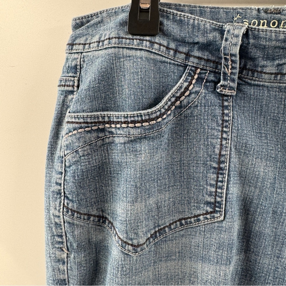 Sonoma Life + Style Mid Rise Zipper Fly Jeans Light–Medium Wash Size 8 - Picture 5 of 9